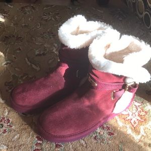 Brand new adorable Michael Kors womens leather boots!